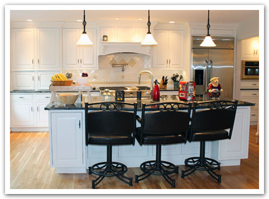 White, elegant kitchen