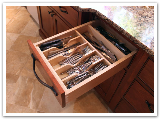 Cutlery, wood insert